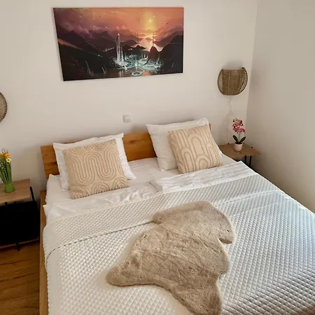 Neue Und Sonnige Doppelhaushaelfte In Bei Graz 1 Apartment Dobl-Zwaring