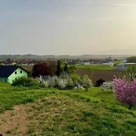 Mc Neues Und Sonniges Doppelhaus, 1 Mit Grosse Terrasse Und E-ladestation In Bei Graz شقة