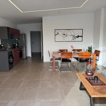 Neue Und Sonnige Doppelhaushaelfte In Bei Graz 1 Apartment *