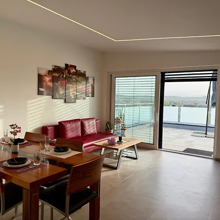 Mc Neues Und Sonniges Doppelhaus, 1 Mit Grosse Terrasse Und E-ladestation In Bei Graz شقة Dobl-Zwaring