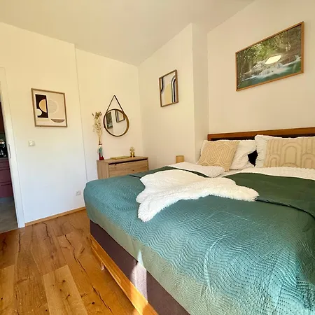 Appartamento Mchome Self-Check -In Neues Und Sonniges Doppelhaus, Top 1 Mit Grosse Terrasse Und E-Ladestation In Dobl Bei Graz Dobl-Zwaring
