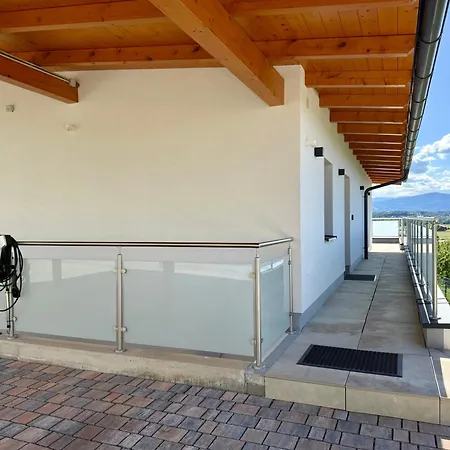 Mchome Self-Check -In Neues Und Sonniges Doppelhaus, Top 1 Mit Grosse Terrasse Und E-Ladestation In Dobl Bei Graz *