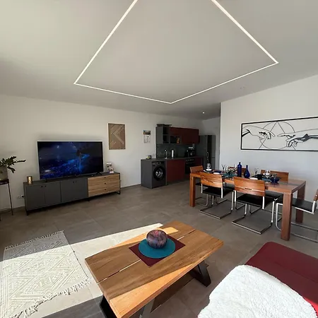Mchome Self-Check -In Neues Und Sonniges Doppelhaus, Top 1 Mit Grosse Terrasse Und E-Ladestation In Dobl Bei Graz * Dobl-Zwaring